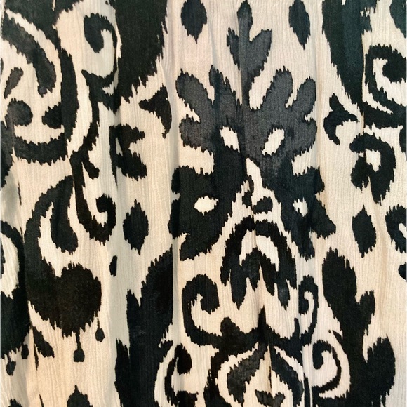 I.N.C Black & White Top Size L - Picture 3 of 9